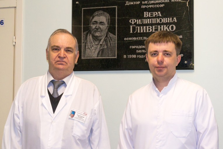 А. Е. и С. А. Поповы А. Е. и С. А. Поповы.