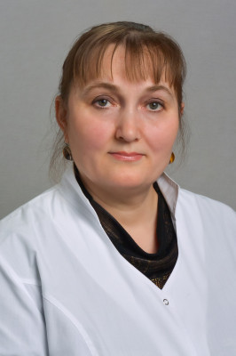 Заместитель главного врача по организационно-методической работе Самойлик Оксана Владимировна