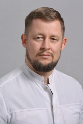 Заведующий хирургическим дневным стационаром, врач-хирург Фокин Дмитрий Владимирович